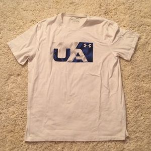 Men’s Under Armour white t-shirt